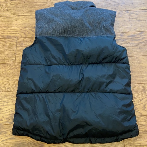 Roots warm vest - size medium 7/8 - Picture 4 of 4